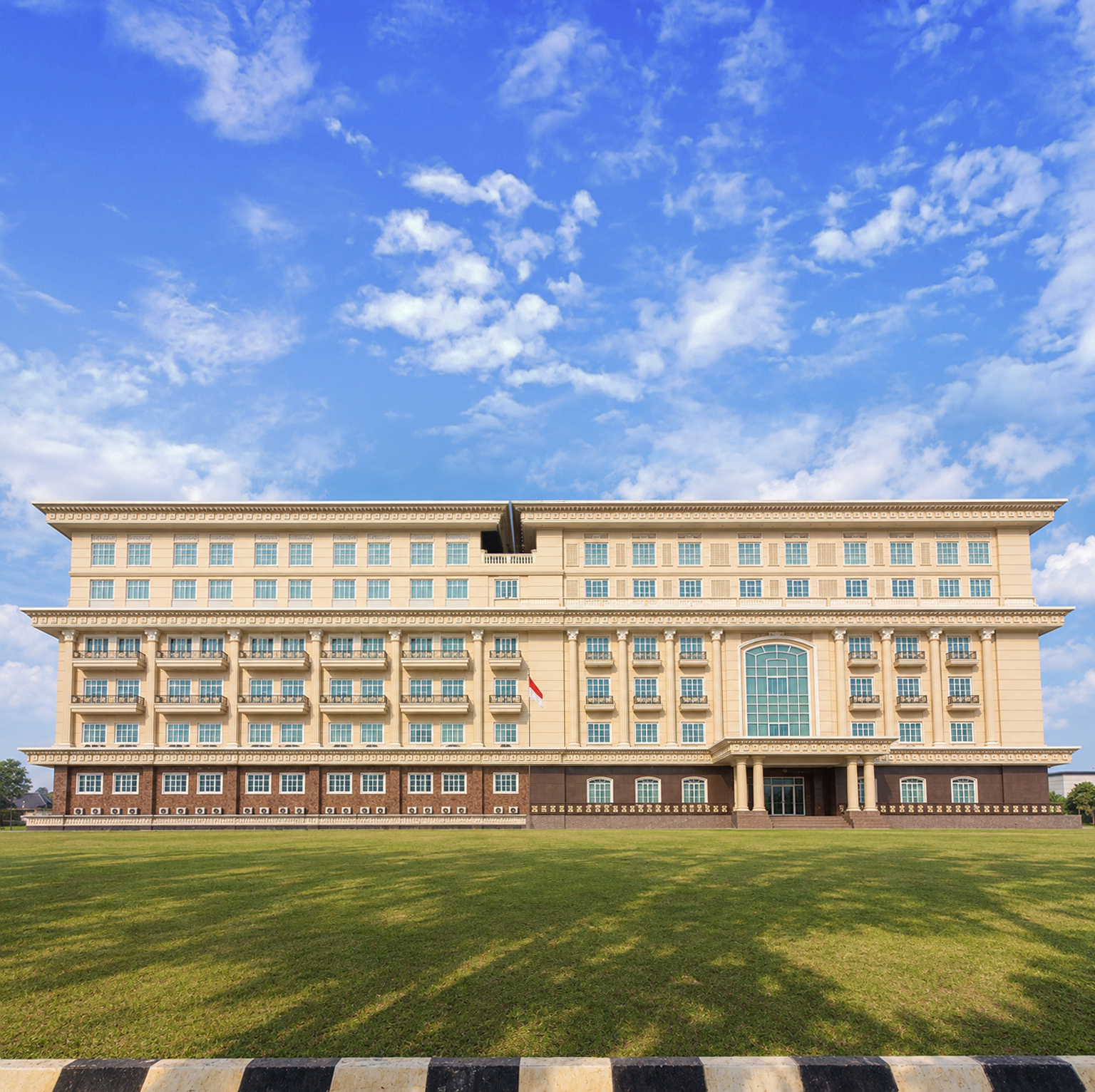 Berdirinya Gedung SMP–SMA KGS